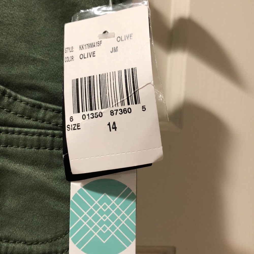 Stitch Fix Kut from the Kloth Pencil Skirt - Picture 5 of 8